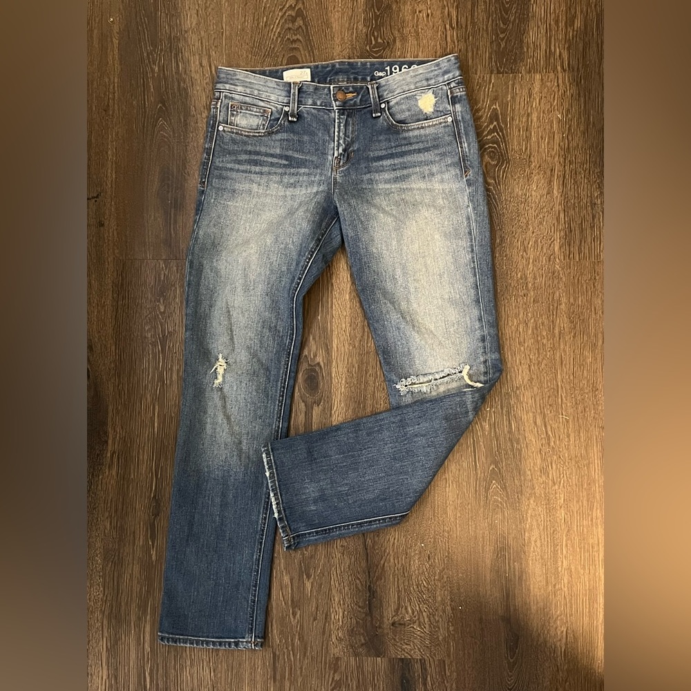 Ladies GAP 1969 Real Straight Jeans size 27
